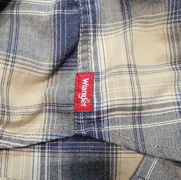 Wrangler Western Style Plaid Button-up Shirt Men's Size XL - Picture 7 of 14